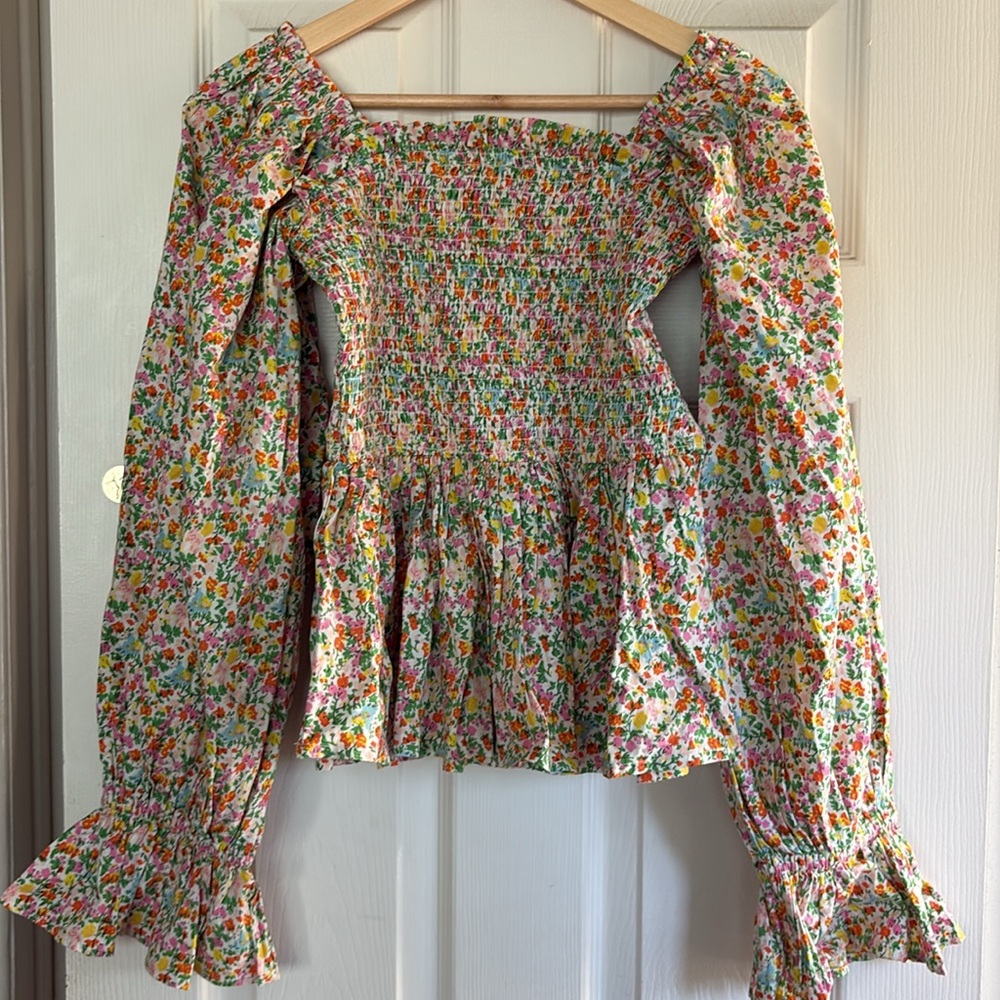 Elizabeth Wilson Designs Multicolor Floral Smocked Blouse - Picture 7 of 16